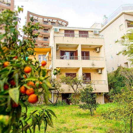Guest House Mandarina Будва Екстериор снимка