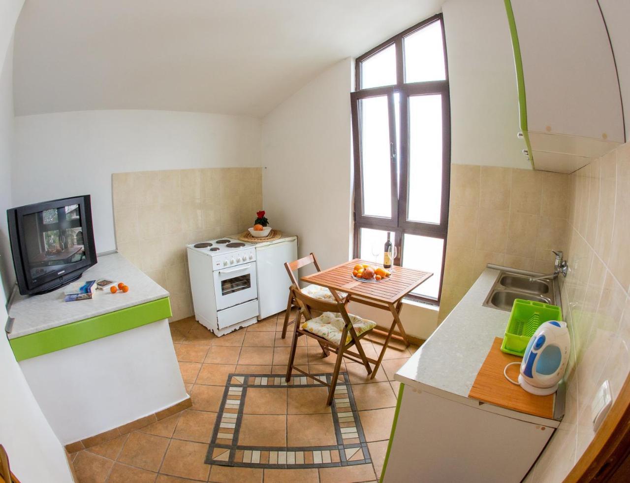 Guest House Mandarina Будва Екстериор снимка