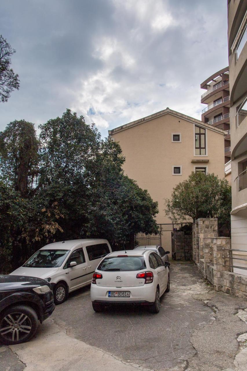 Guest House Mandarina Будва Екстериор снимка